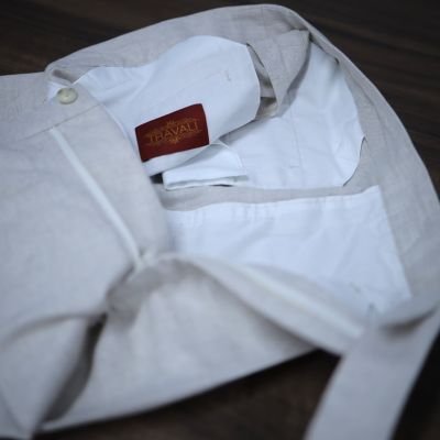 Quần Âu Linen Cạp cao Sidetab từ TRAVALI
