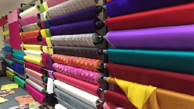 Nguồn gốc và ưu nhược điểm của vải lụa (silk)